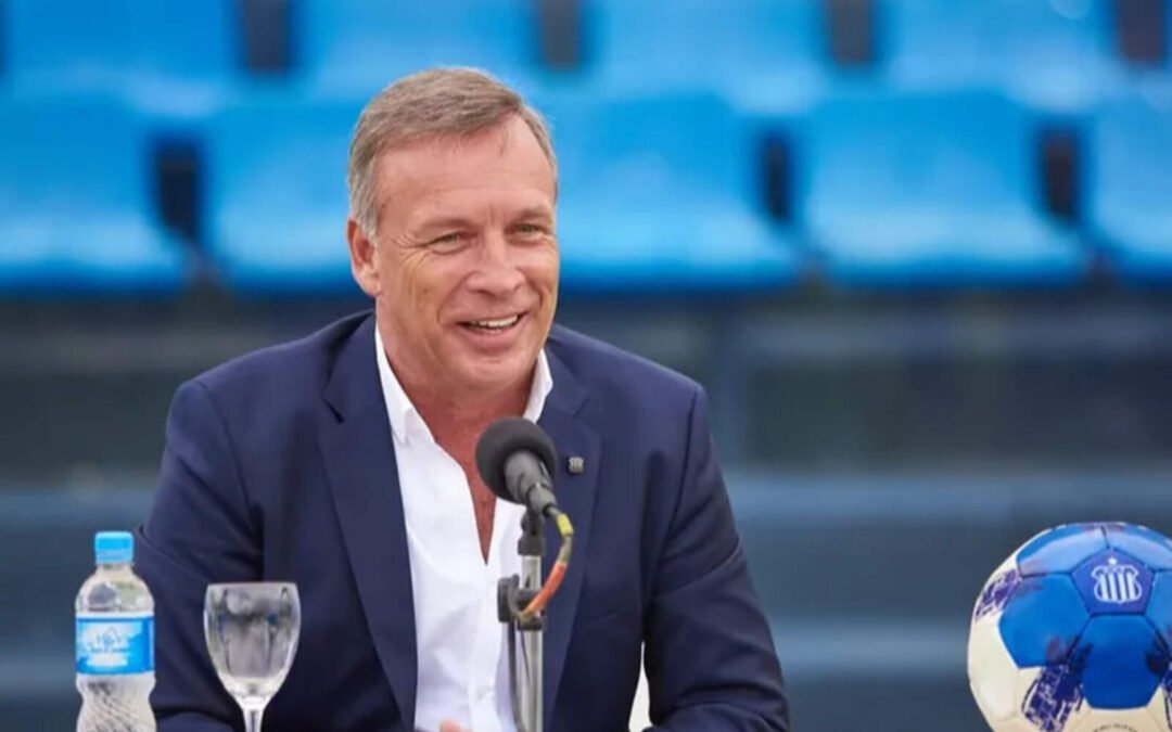 fassi-sumo-a-palomino,-un-defensor-de-jerarquia-internacional-para-talleres-de-codorba