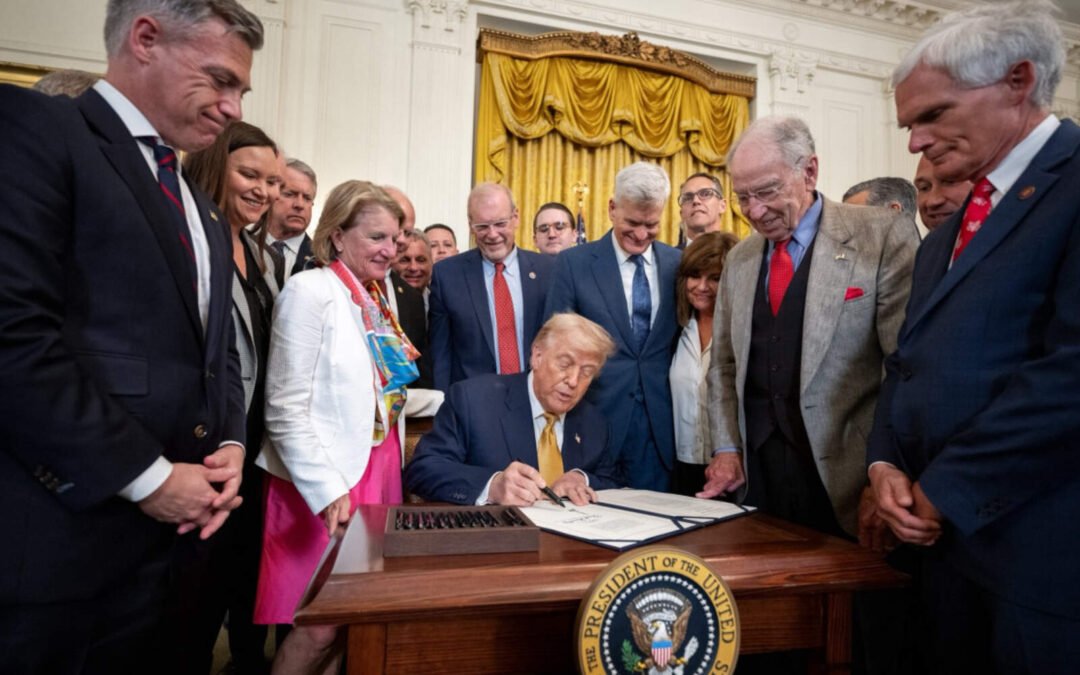 Trump firma una ley para acabar con la epidemia de Fentanilo en los Estados Unidos