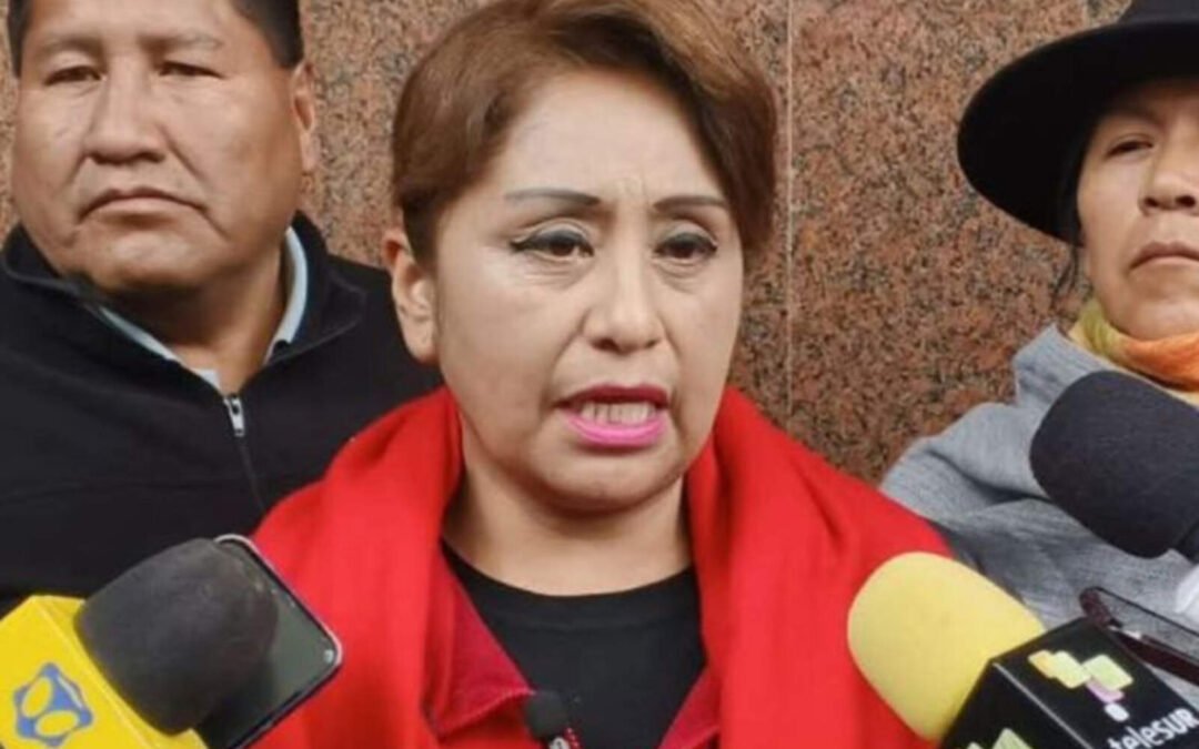 ”Justicia incompetente”: Ruth Nina no declaró y juez remitió su caso al Chapare