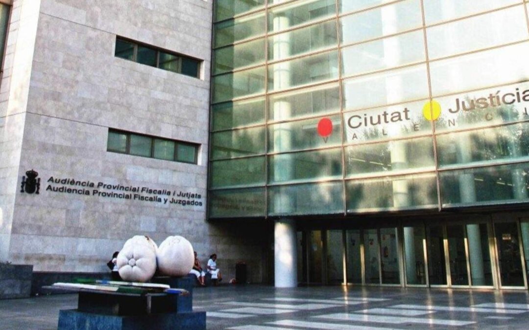 una-madre-sera-juzgada-por-intentar-quemar-viva-a-su-hija-de-cuatro-meses-en-espana