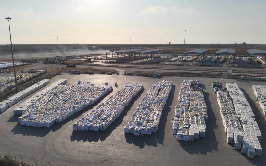 Se cae el mito: hay toneladas de alimento en Gaza, pero la ONU impide la distribución