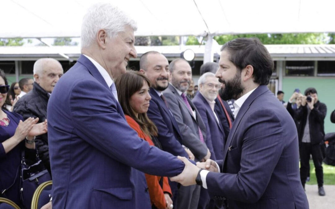 Funcionario de Boric renunció tras conocerse que no pagó impuestos durante nueve años