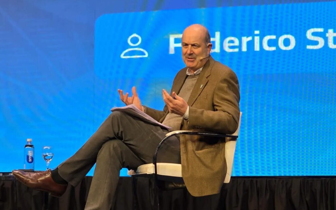 El ministro Federico Sturzenegger advirtió que evalúa reformas en la Justicia