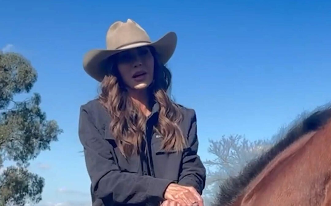 Kristi Noem habló con La Derecha Diario y elogió al Gobierno de Javier Milei