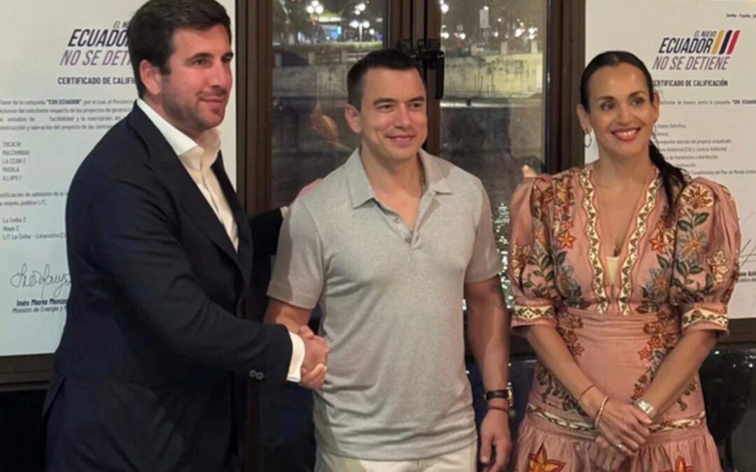 El presidente Noboa atrajo inversión de USD 700 millones con megaproyectos solares