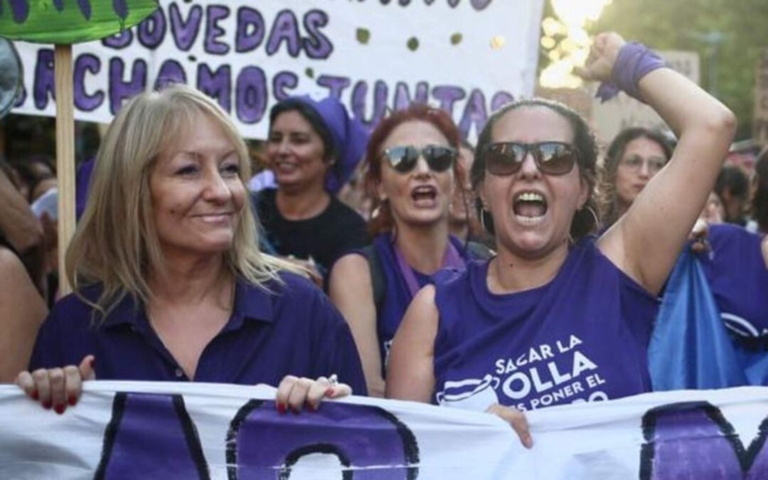 Inmujeres solicita aumento presupuestal del 40% para ONGs feministas