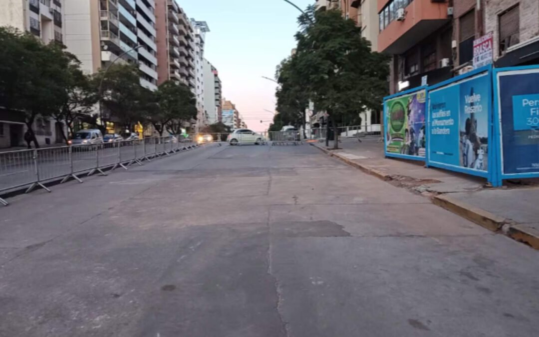 Córdoba: reabrieron completamente el Bv. San Juan tras el derrumbe en barrio Güemes