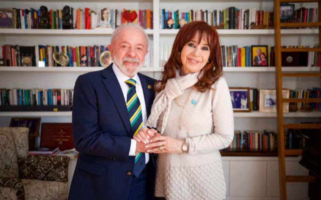 El dictador Lula da Silva se reunió con la corrupta y condenada Cristina Kirchner