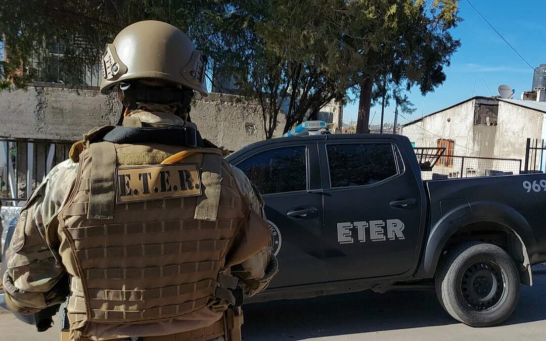 La Calera: ex sargento se atrincheró y disparó contra policías tras una denuncia