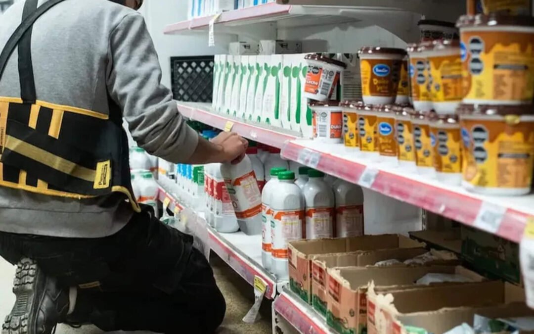 Efecto Menger: Supermercados rechazan las listas con aumentos tras la suba del dólar