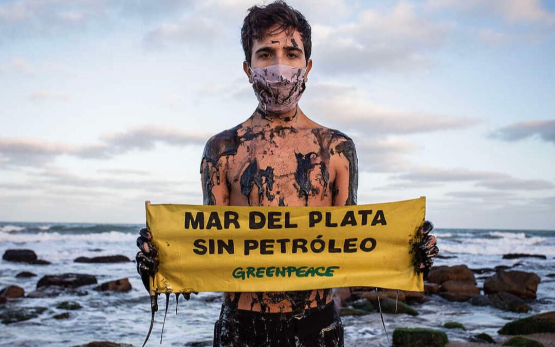 La ONG terrorista Greenpeace busca frenar el desarrollo petrolero argentino