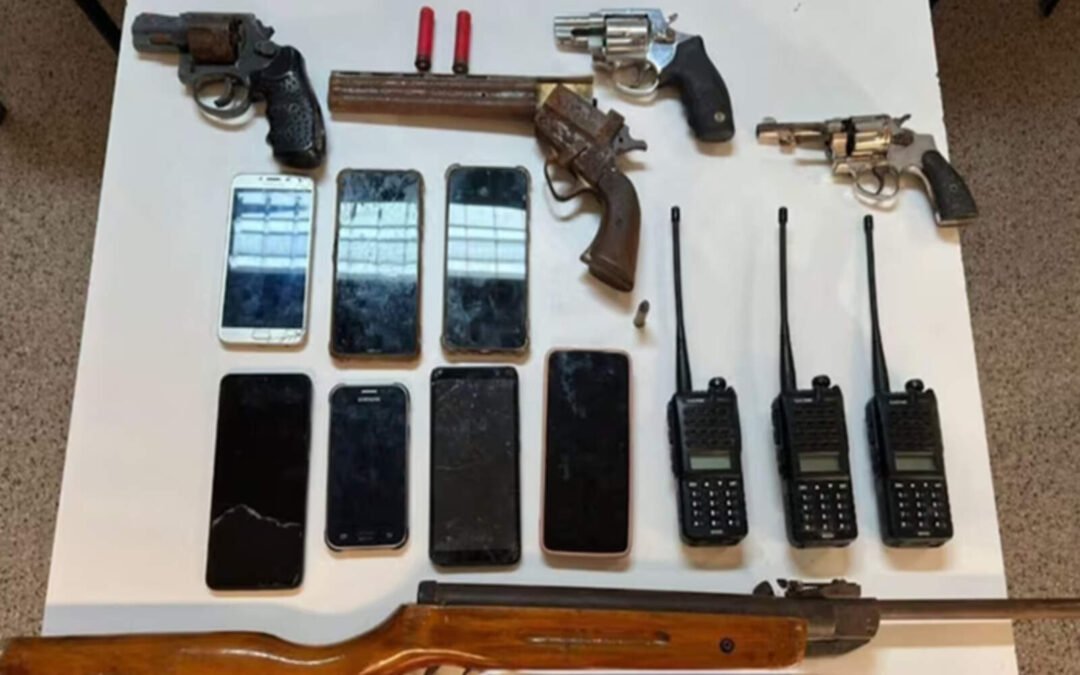 megaoperativo-en-cordoba:-46-detenidos-y-12-armas-secuestradas-en-allanamientos