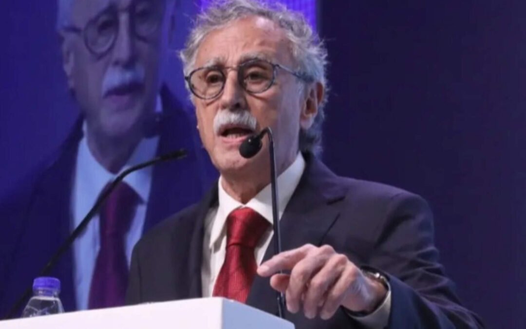 mario-lugones:-‘en-medicina,-el-ingreso-se-gana-con-conocimiento-y-esfuerzo’