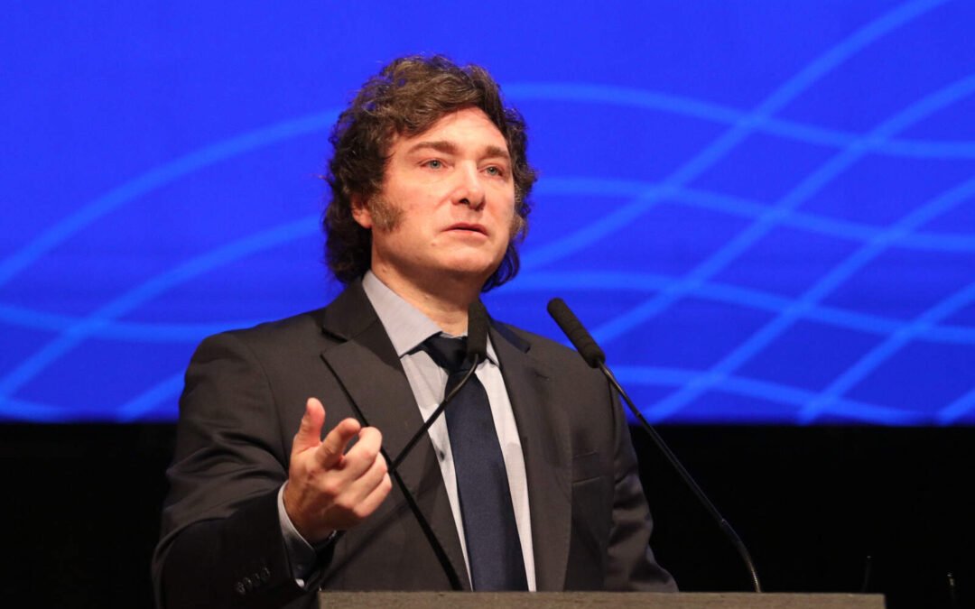 Milei le responde a los economistas: por qué dice que se equivocan con el passthrough