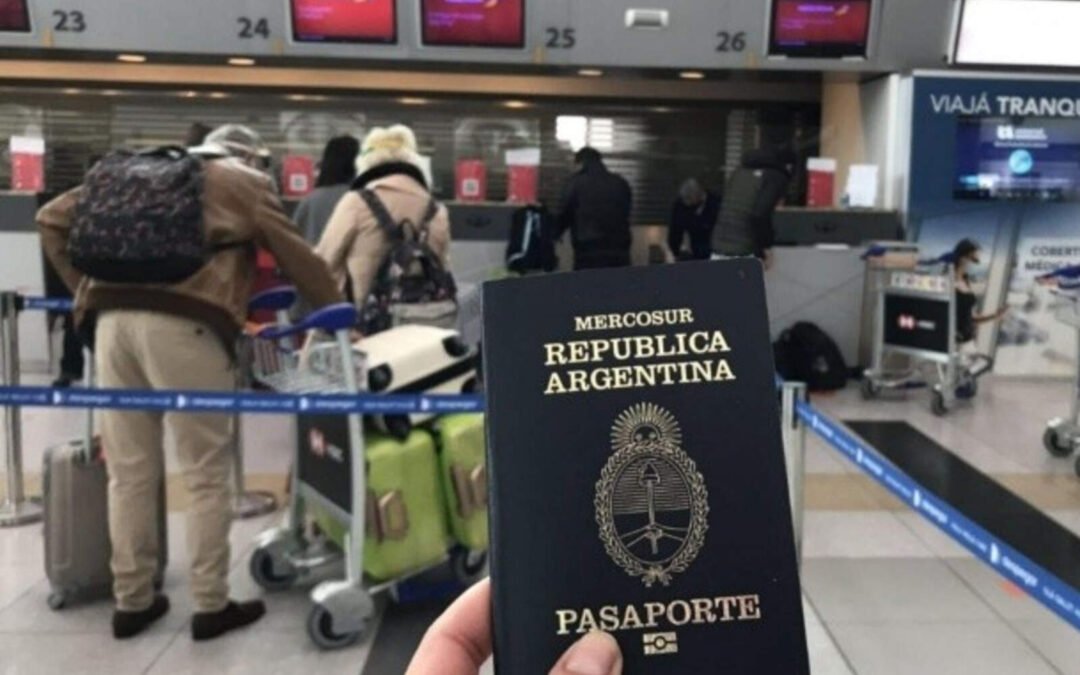 Por culpa del kirchnerismo, 1,8 millones de argentinos se fueron del país desde 2013