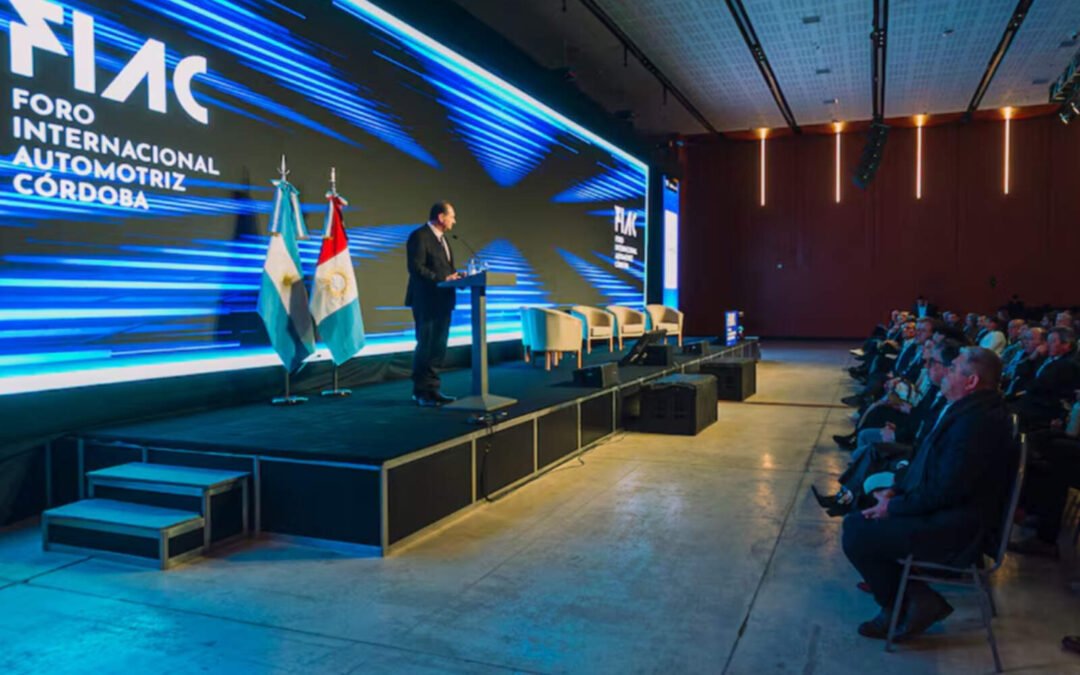 Córdoba reunió a líderes del sector en el Foro Internacional Automotriz 2025