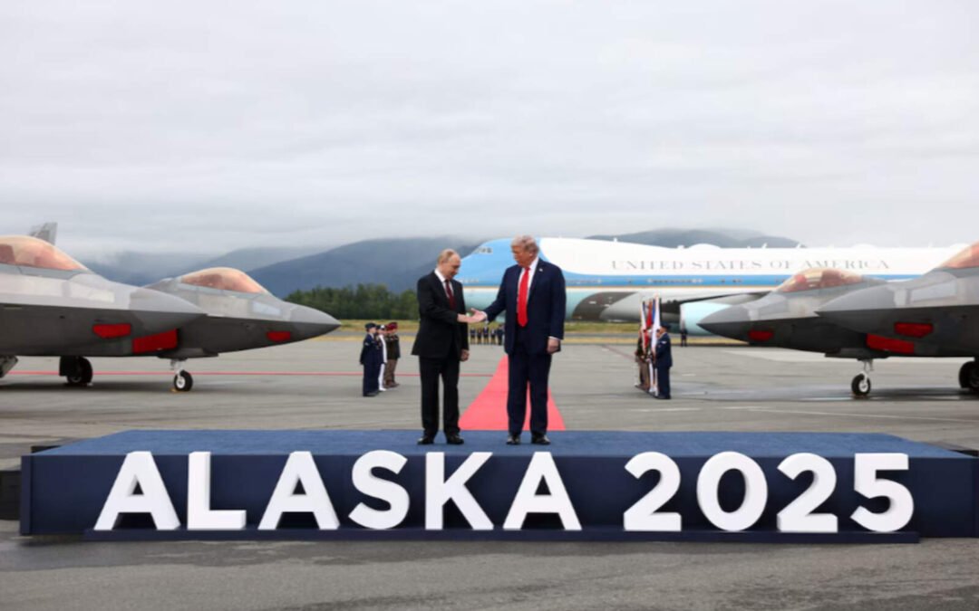 Las mejores fotos de la cumbre entre Donald Trump y Vladimir Putin en Alaska