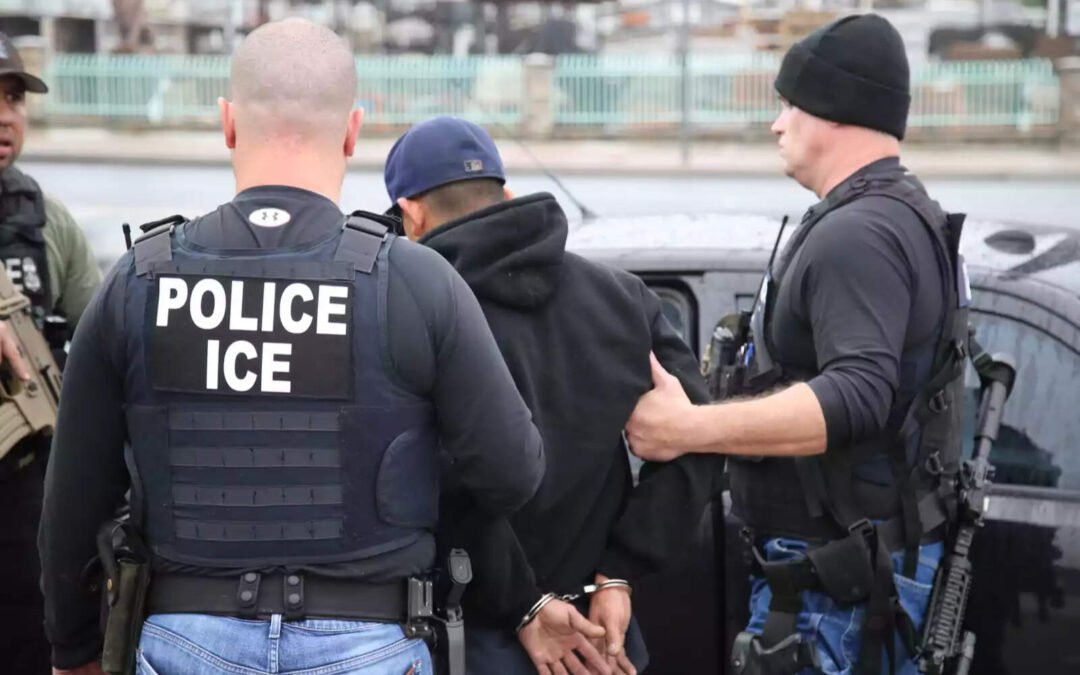 ICE está deportando más de 1400 inmigrantes ilegales por día