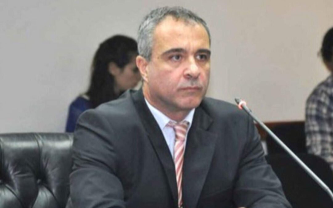 Cuando un juez se olvida del erario público y se convierte en burócrata de ONG