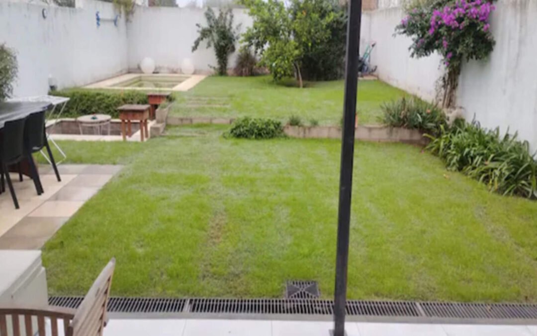 Córdoba: familia retira mejoras y cubre pileta tras negativa del dueño del dúplex