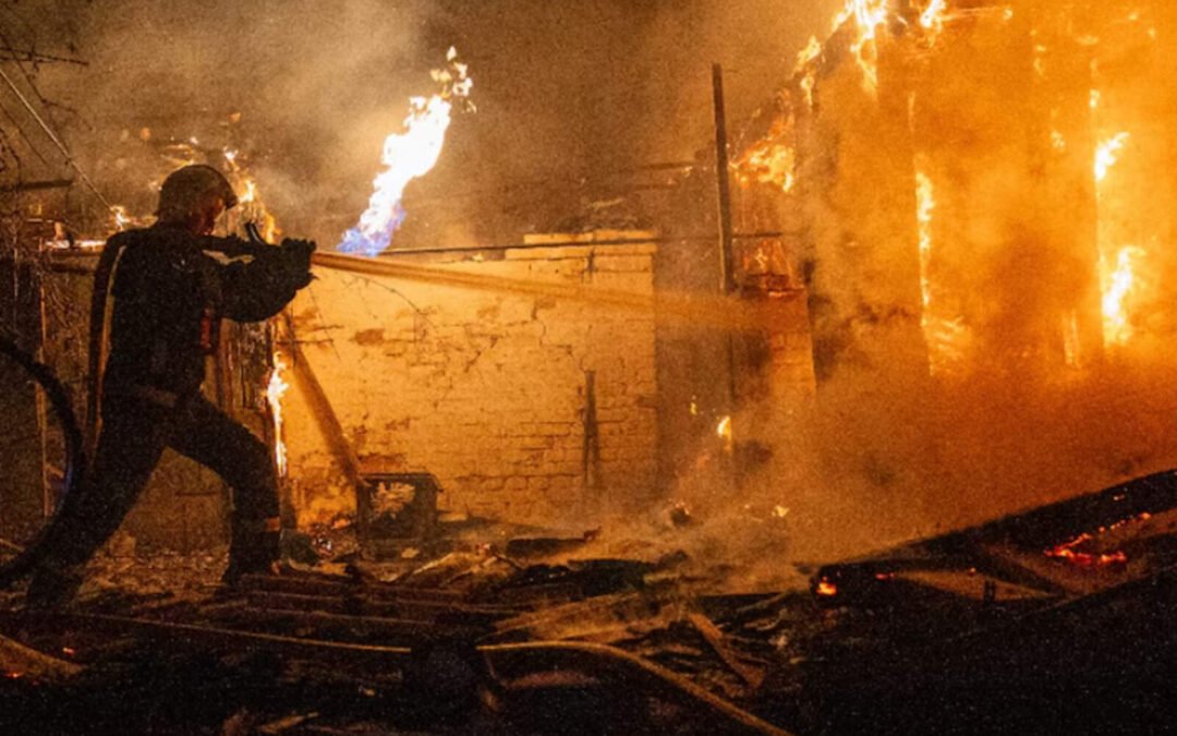 Ataques rusos dejan muertos en Kharkiv y Sumy mientras crece la presión por la paz