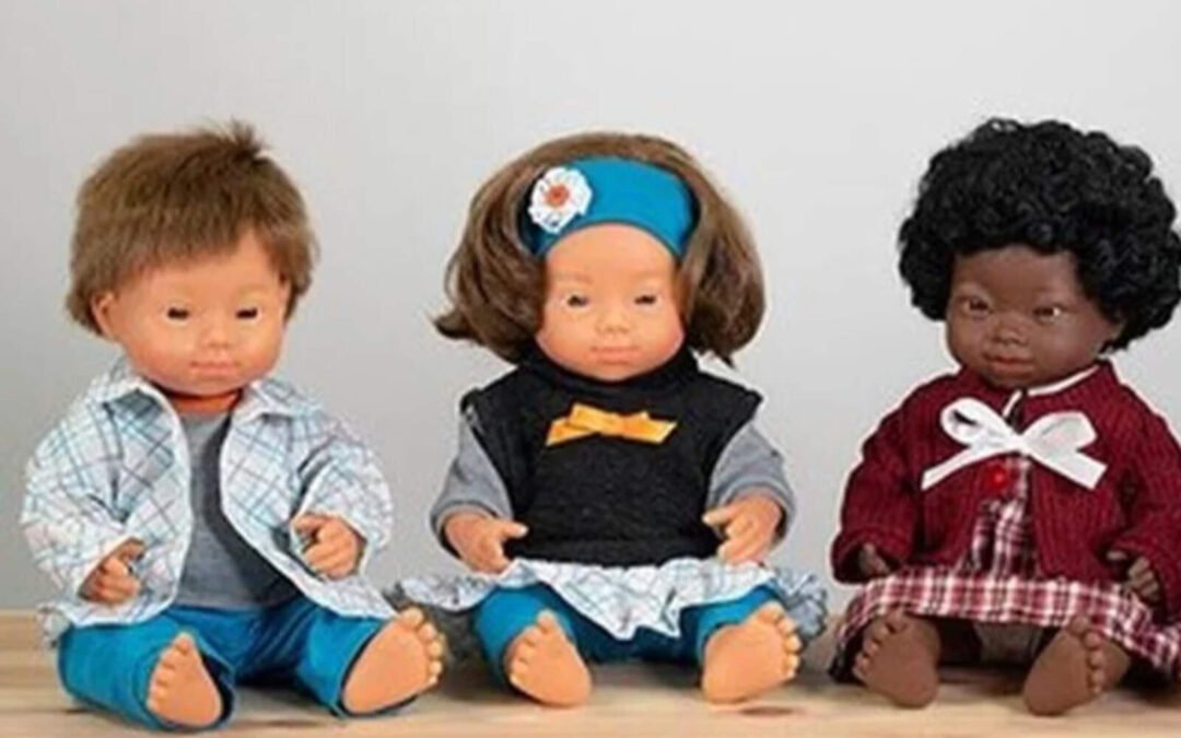 Una juguetería lanzó ‘bebés inclusivos’ con síndrome de Down, labio leporino y afros
