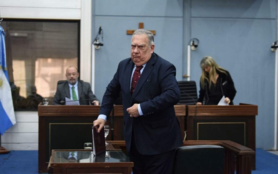 Condenaron a prisión a tres ex autoridades de la Universidad Nacional de Tucumán