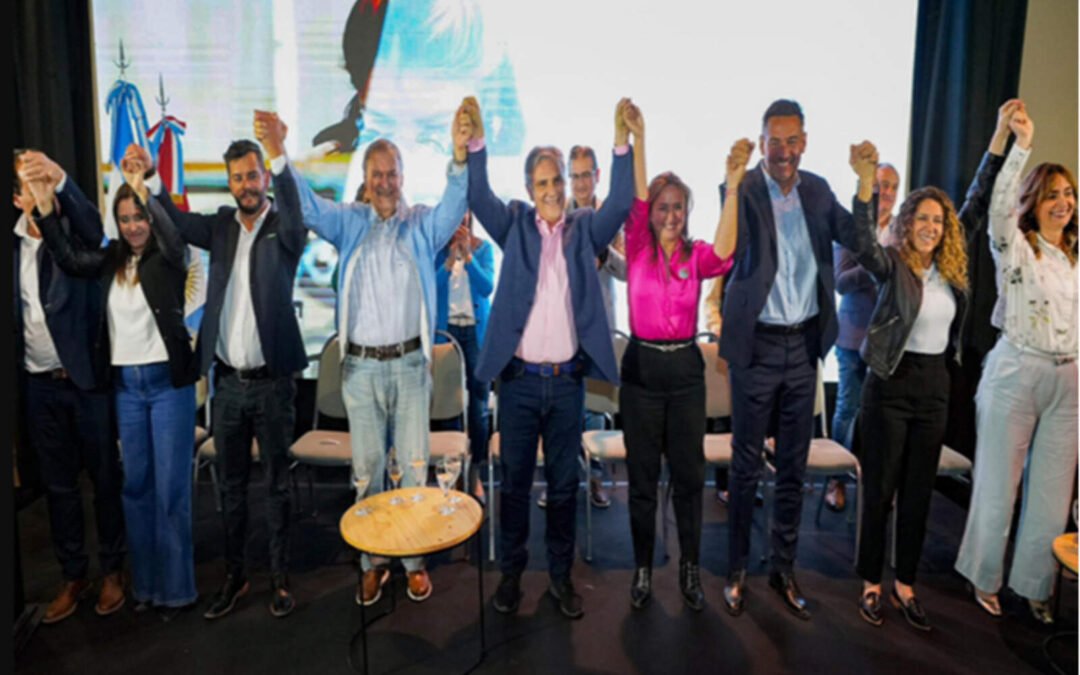 Schiaretti y Llaryora reclutan radicales en un intento por frenar la derrota electoral