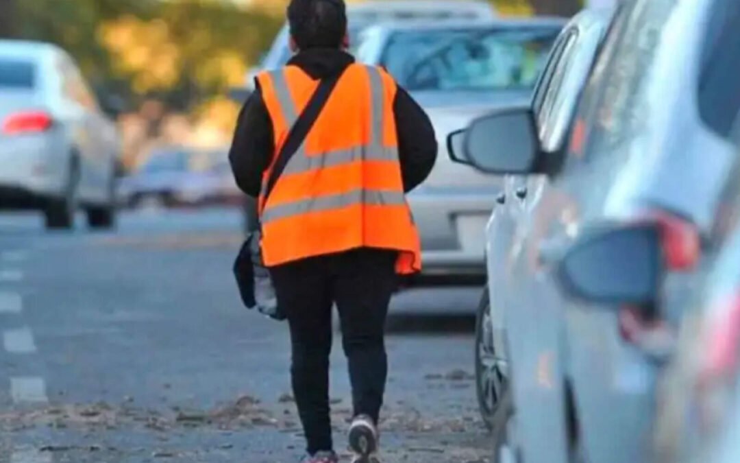 Villa Allende implementa estacionamiento medido tras eliminar a cuidacoches ilegales