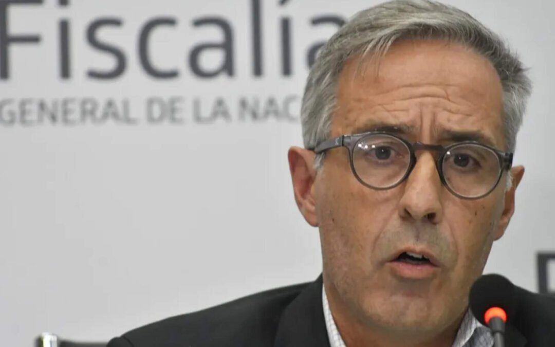 Abogados de presos políticos presentan recusación contra el fiscal Perciballe