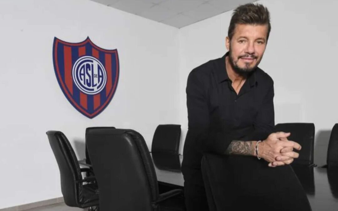 tinelli-reaparecio-en-medio-de-la-crisis-de-san-lorenzo:-‘voy-a-volver-muy-pronto’