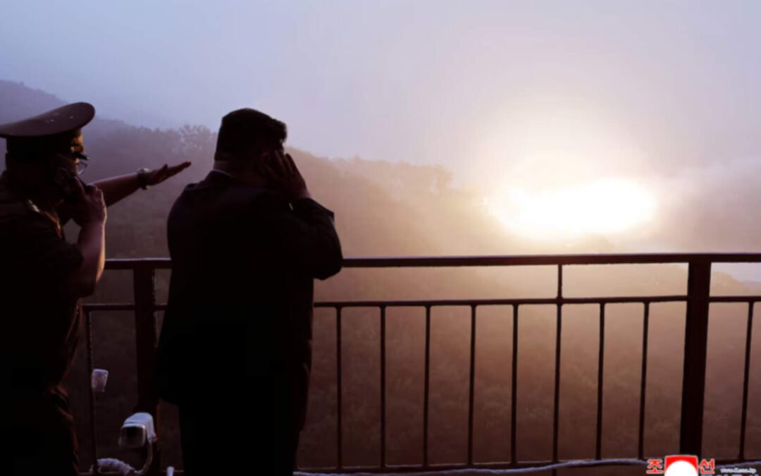 Kim Jong-un prueba un nuevo motor para misiles intercontinentales y amenaza al mundo