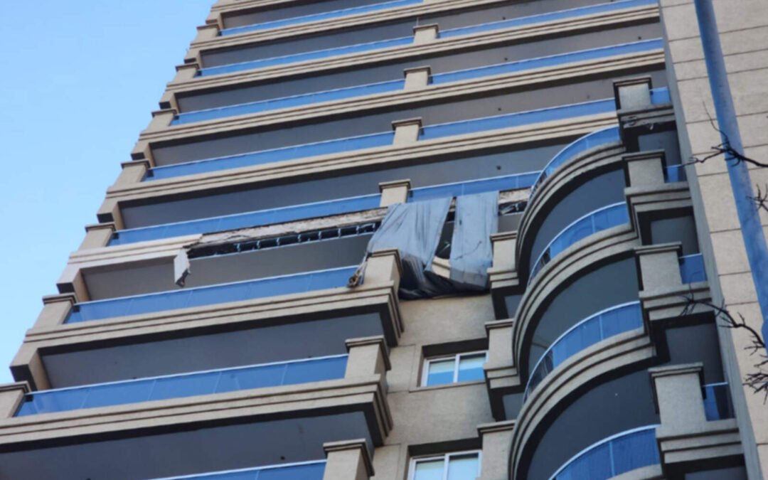 Otro desprendimiento de mampostería en Córdoba encendió alarmas de seguridad