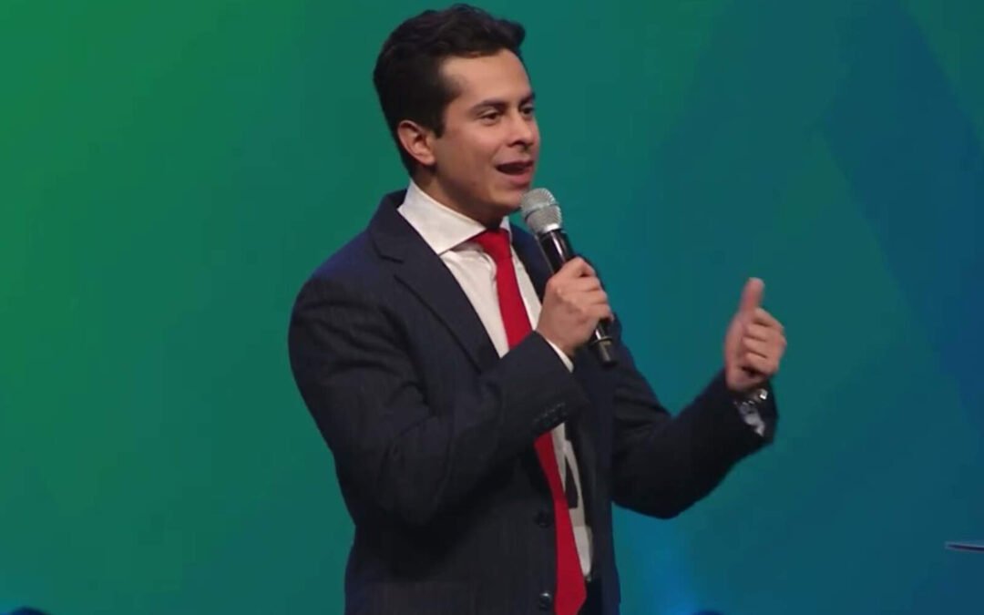 Escándalo en Texas: Abraham Enriquez acusado de fraude, corrupción y postura Pro-Amnistía de ilegales