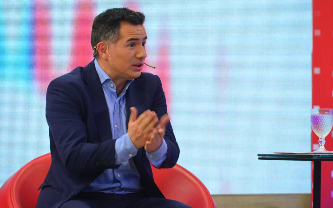 Bornoroni consolida la estructura libertaria en Córdoba con eje en el déficit cero