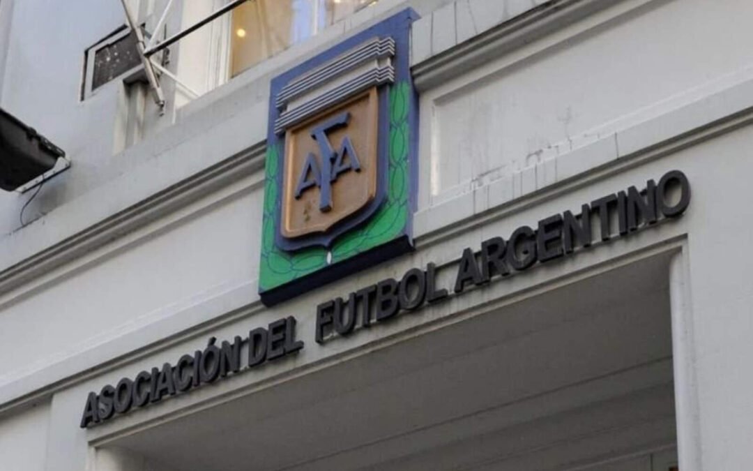 Es oficial: la AFA decidió suspender el fútbol por una fecha en todas las categorías por la denuncia de ARCA