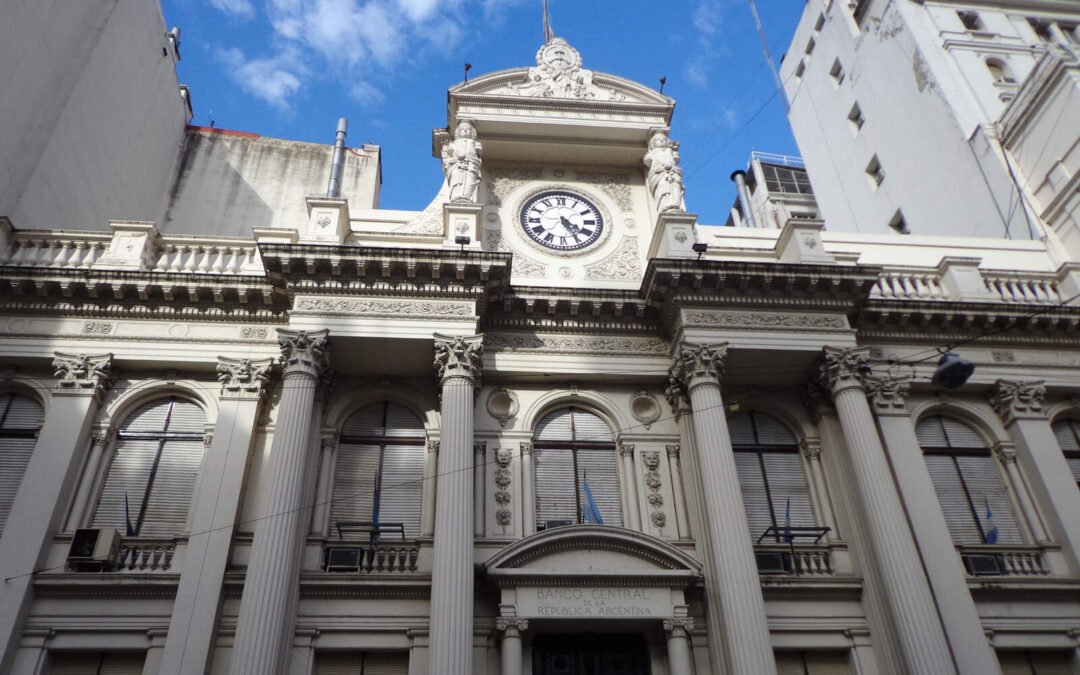 El BCRA suma 30 ruedas comprando dólares y fortalece reservas