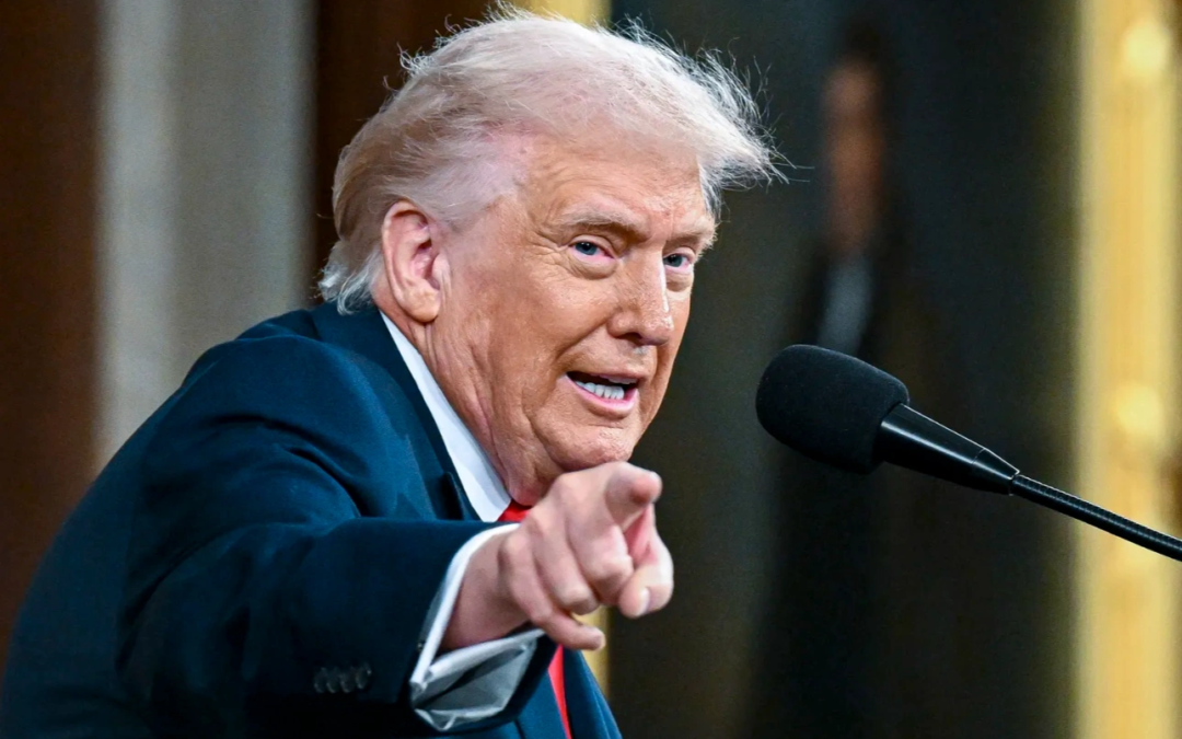 Trump aseguró que Irán quiere negociar tras perder su defensa aérea y liderazgo: “¡Demasiado tarde!”