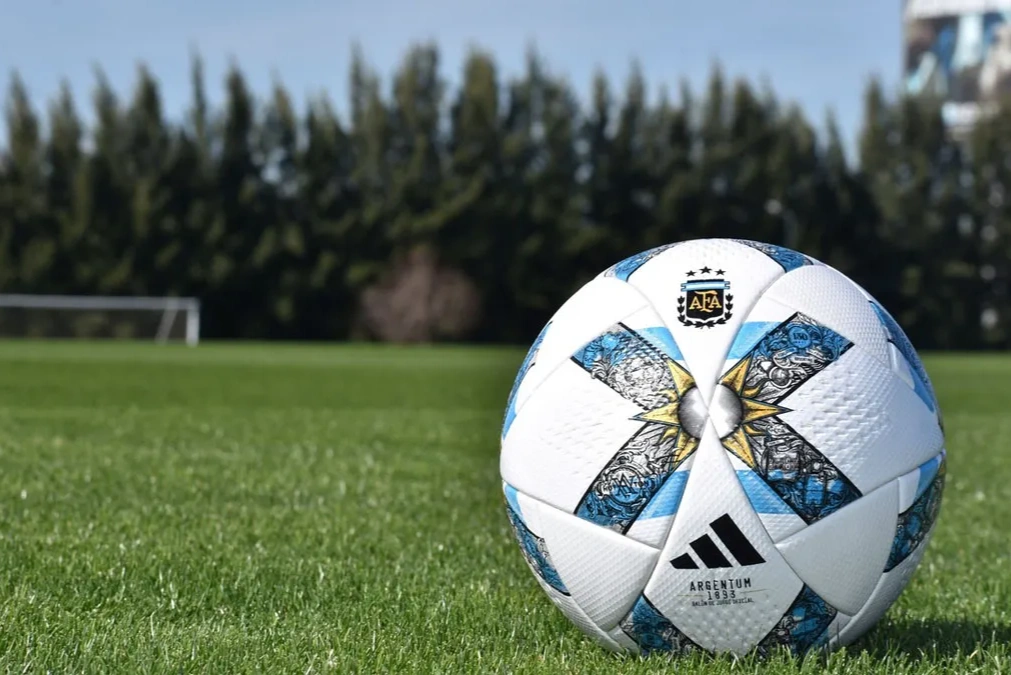 La AFA ratificó el paro que suspende el fútbol argentino por una fecha
