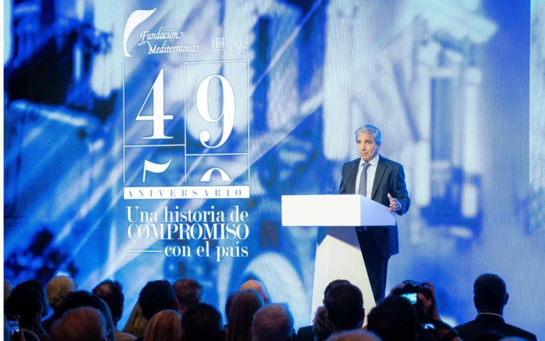 cordoba:-caputo-honra-compromisos-y-duplica-fondos-para-la-caja-de-jubilaciones