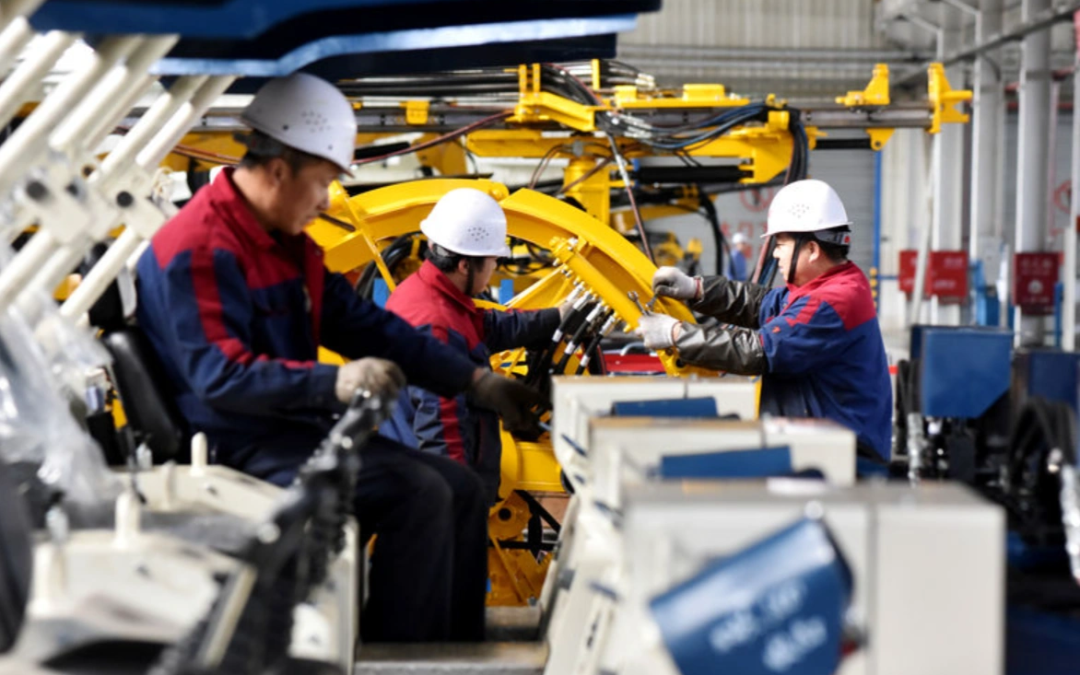 Empresas de Córdoba reciben alertas de proveedores chinos por cambios en precios y envíos