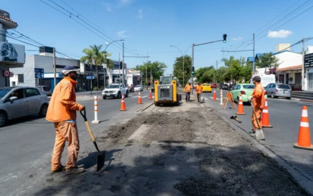 Córdoba ejecuta una millonaria inversión para la reparación de calles y avenidas de la ciudad