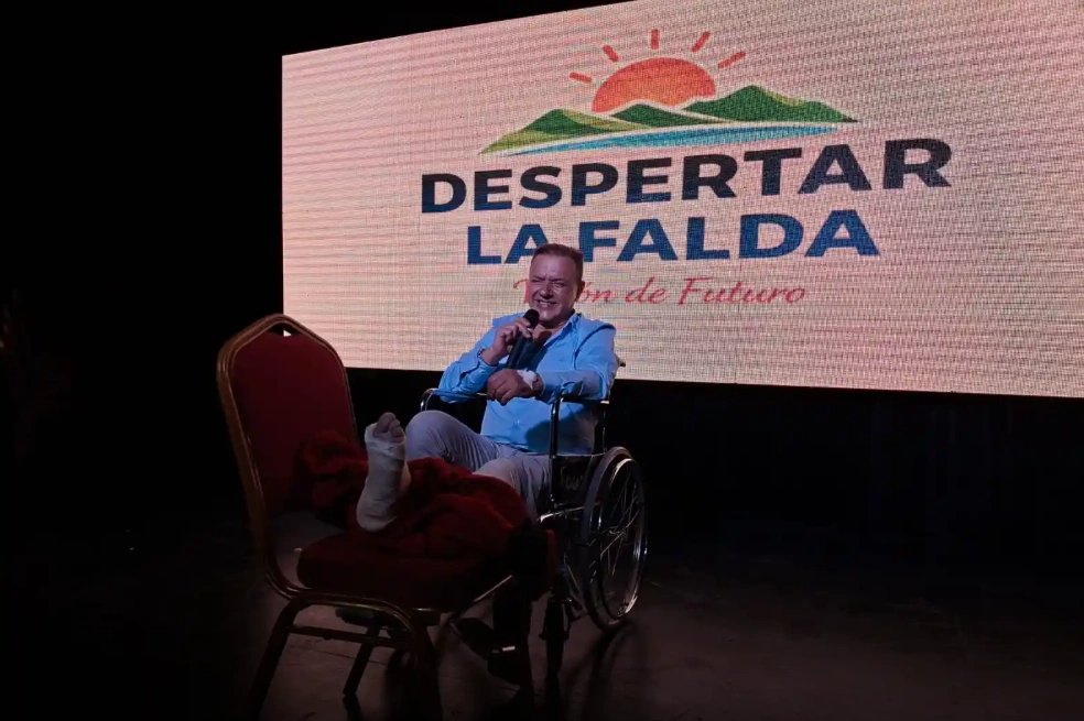 Un candidato de La Falda lanzó su postulación a intendente sin siquiera el aval de su propia familia