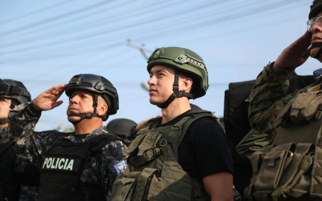 ecuador-impuso-un-toque-de-queda-en-cuatro-provincias