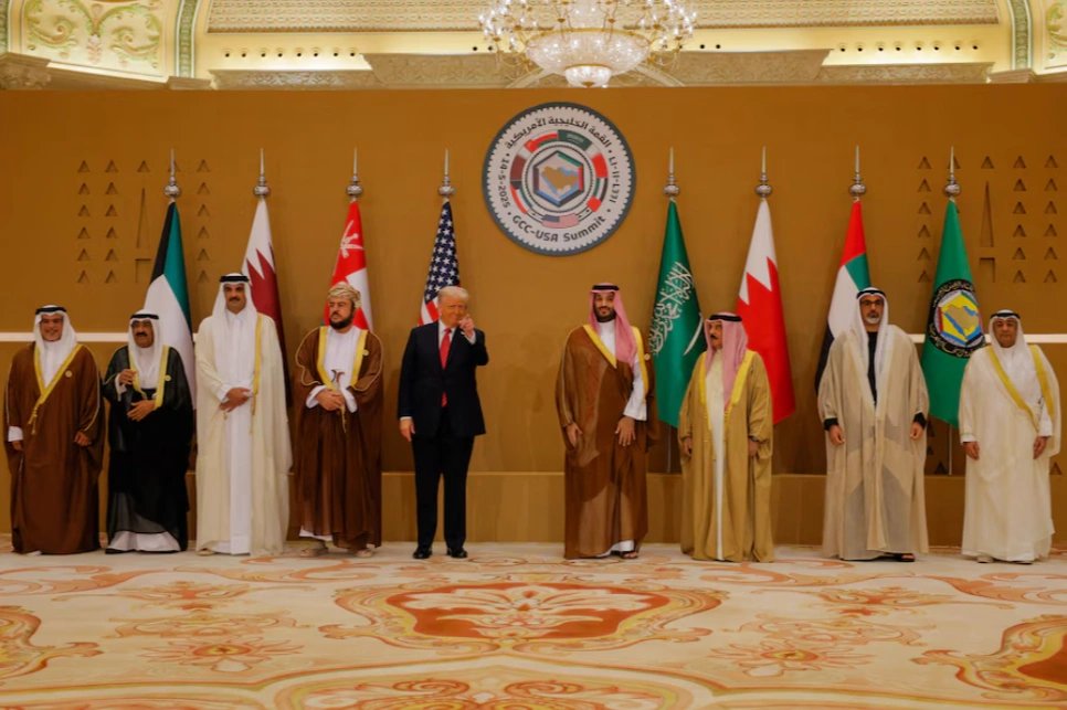 Los países del Golfo Pérsico suben la presión y evalúan participar directamente en la guerra contra el régimen iraní