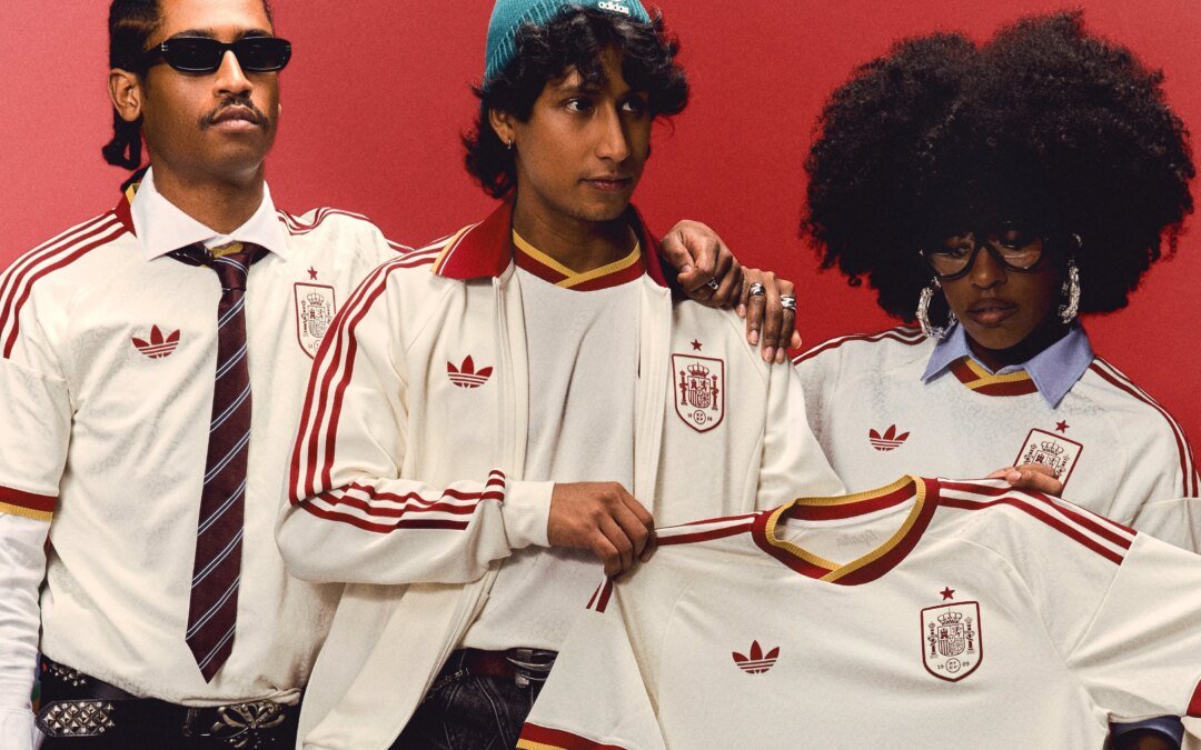 adidas-promociono-la-nueva-camiseta-de-la-seleccion-espanola-con-modelos-negros-y-arabes