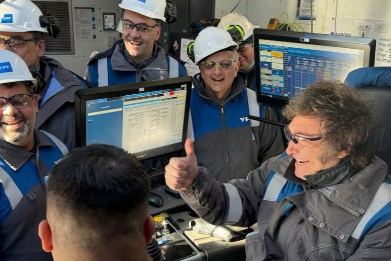 record-petrolero:-la-argentina-de-milei-supero-su-produccion-historica-y-apunta-a-1-millon-de-barriles-diarios-en-2026