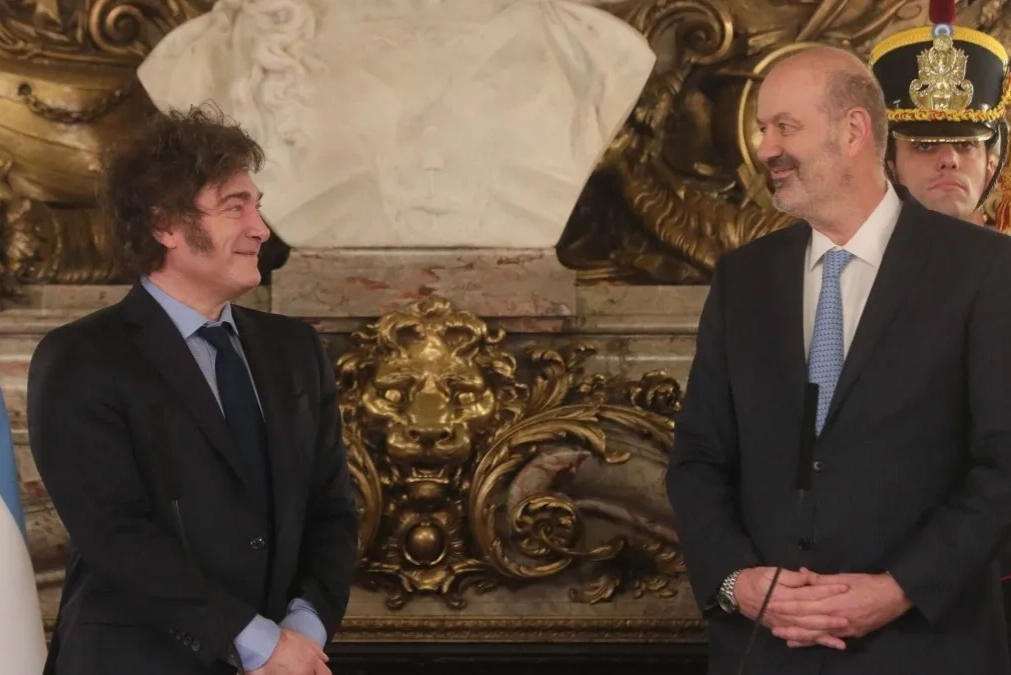 el-gobierno-envio-la-“ley-de-hojarascas”-al-congreso-para-derogar-mas-de-70-regulaciones