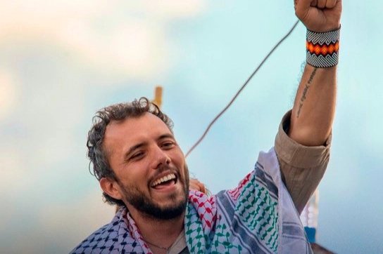 el-gobierno-de-milei-deporta-al-activista-ultracomunista-thiago-avila,-propagandista-del-chavismo,-cuba-y-hamas