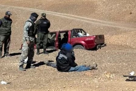 gendarmeria-arresto-a-4-delincuentes-chilenos-por-extraer-oro-ilegalmente-en-san-juan